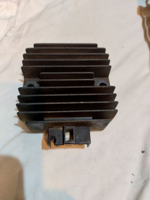 Regulator napięcia Kawasaki VN 750