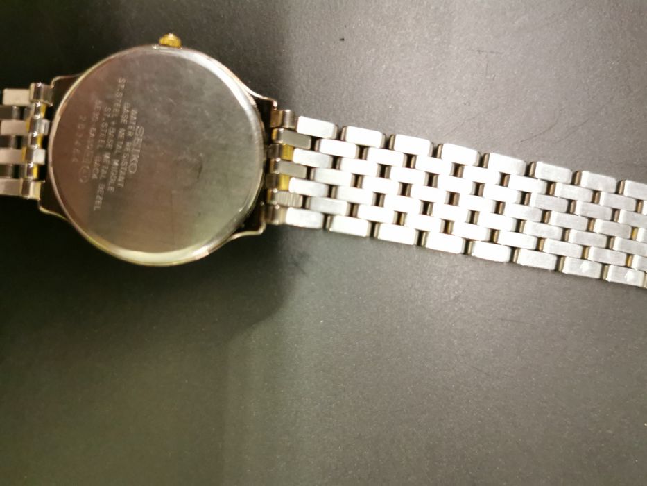 Seiko dolce, płaski garniturowiec.