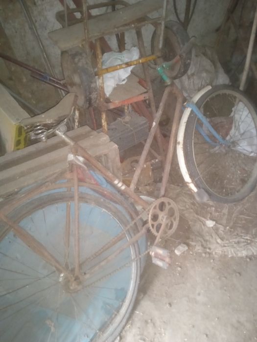 Велосипед Продаю!!! Старий Геманьськи На Ходу Тільки Камери Помінять