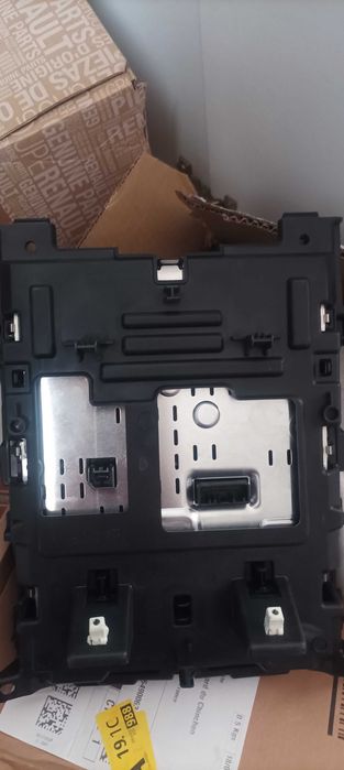 Ecrã Display e Radio