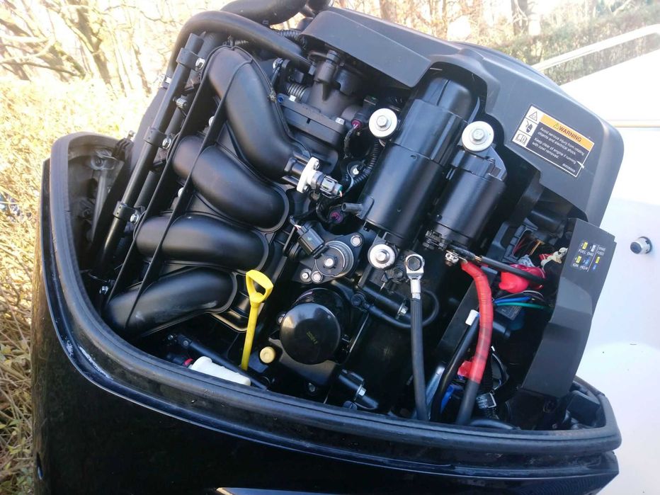 Motorówka  Uttern S52  Mercury 100