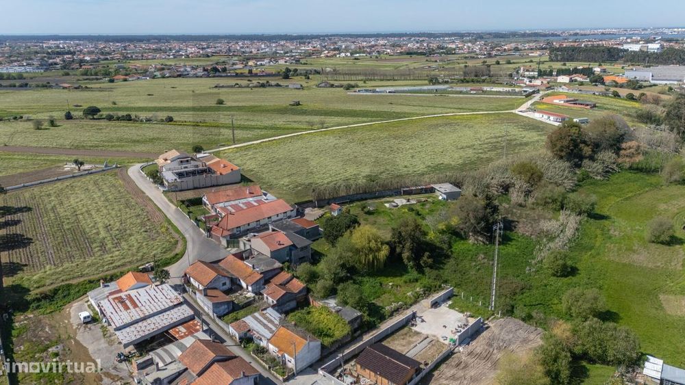 Moradia Térrea T3 com terreno e garagem em Ílhavo, Aveiro