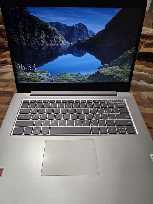 Lenovo IdeaPad Slim 14AST-05 | 14″ | AMD A6-9220e | 4GB RAM | 128GB SS