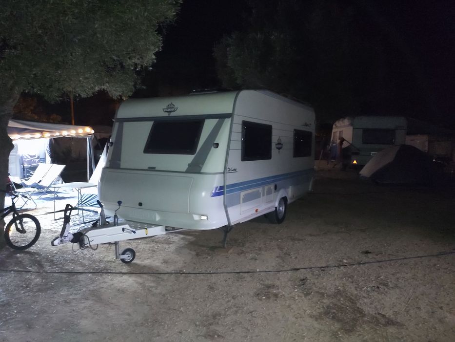 Caravana Hobby 440