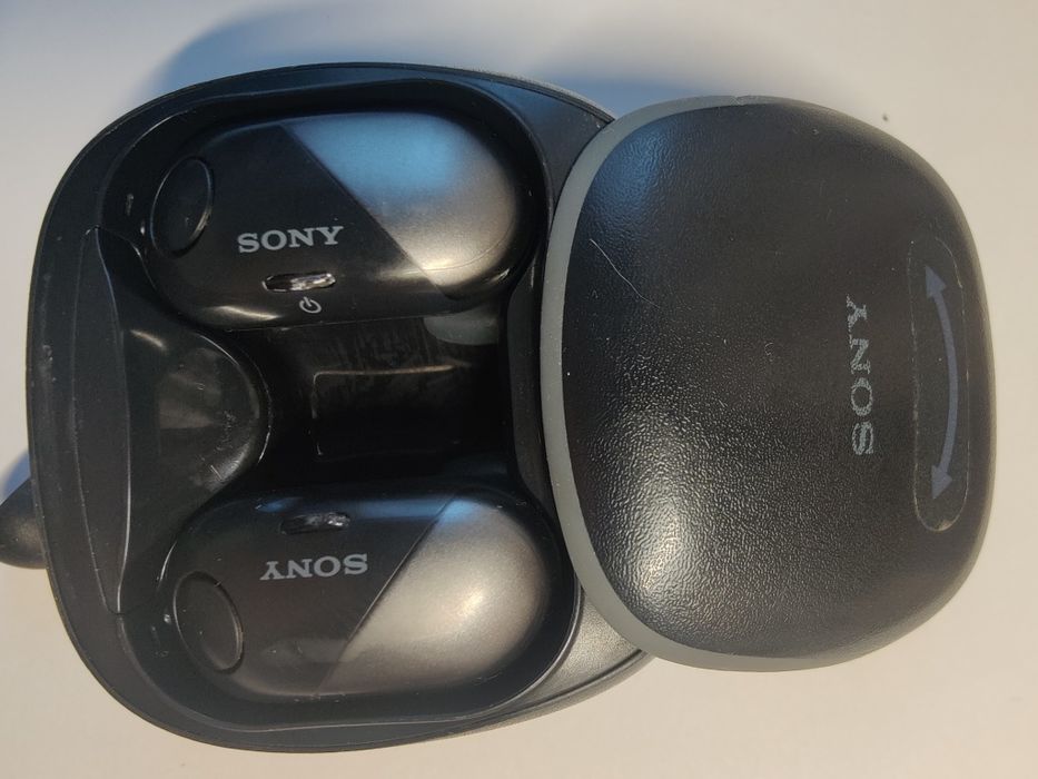Беспроводные наушники Sony WF-SP700N