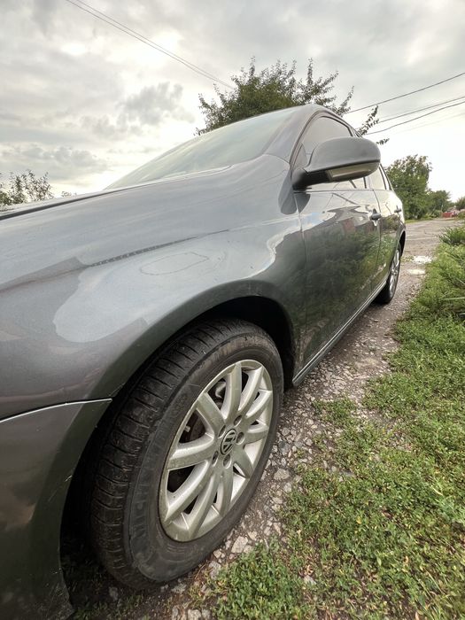 Терміновий продаж! Volksvagen Jetta 5 2009року
