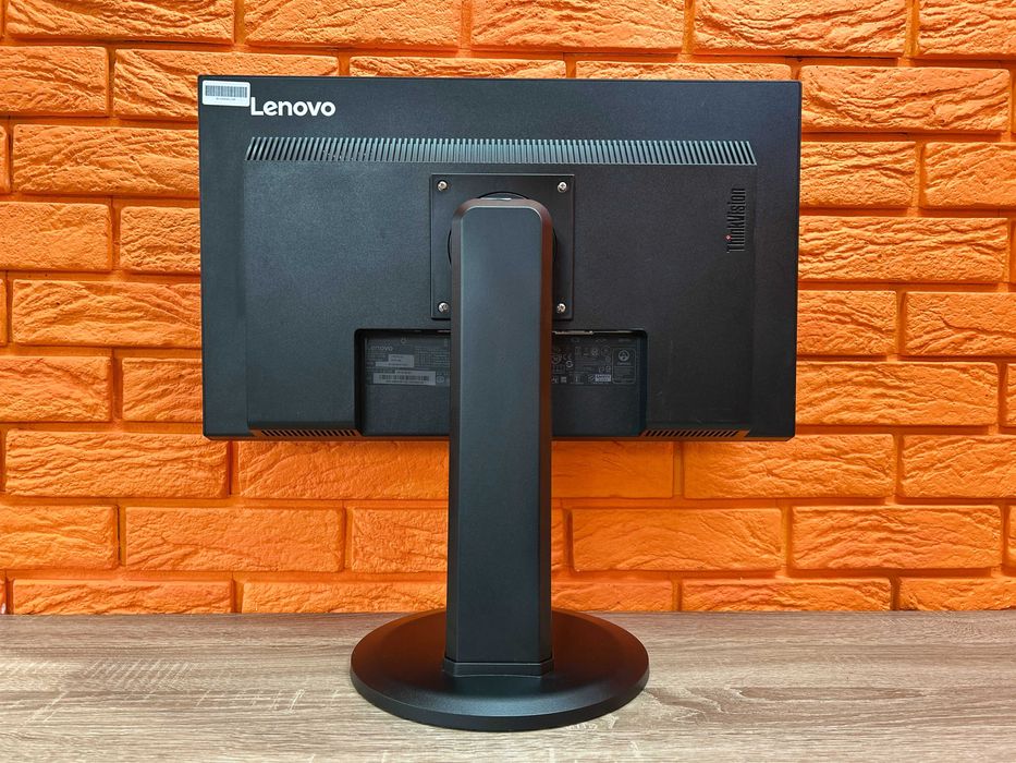 Монітор 23" Lenovo T23i-10/ 1920х1080 IPS/ 8 bit, матовий/DP, HDMI,VGA