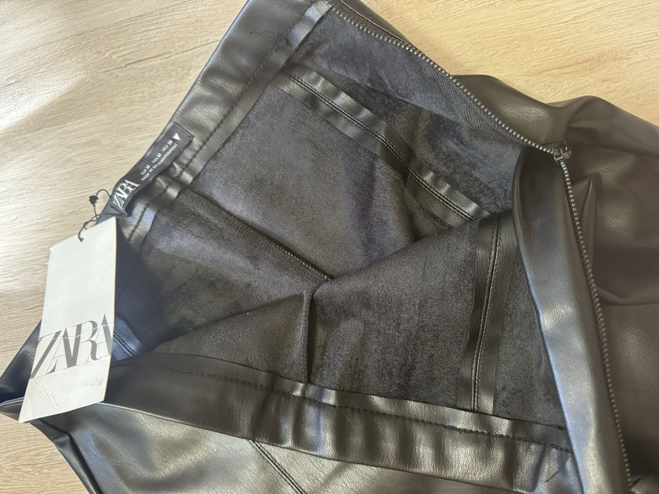 Шкіряні штани Zara