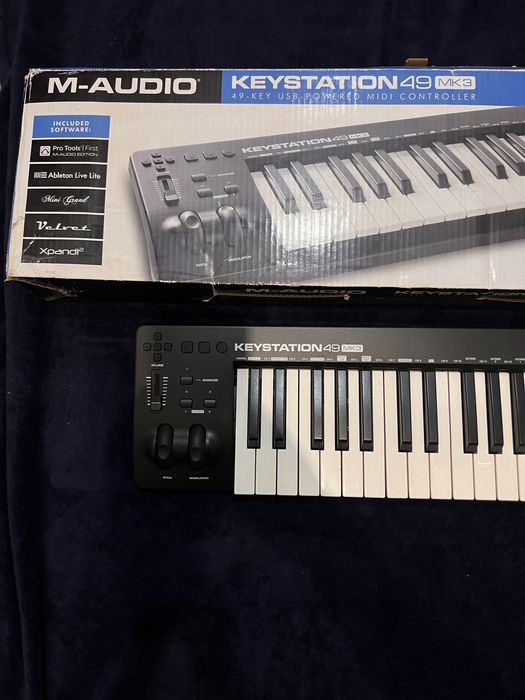 Teclado MIDI - M-Audio Keystation 49 MK3