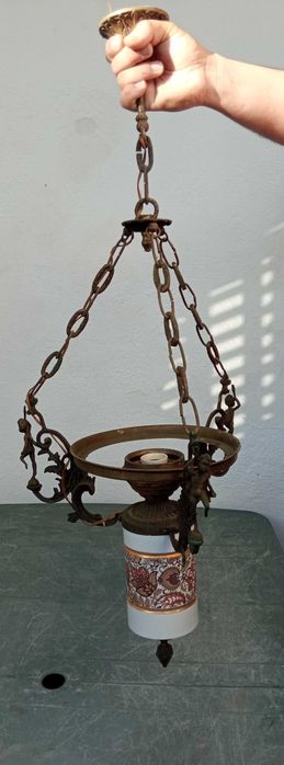 Candeeiro de teto em latão