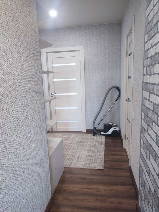 Apartment in Sofiivska Borshchahivka - View 3