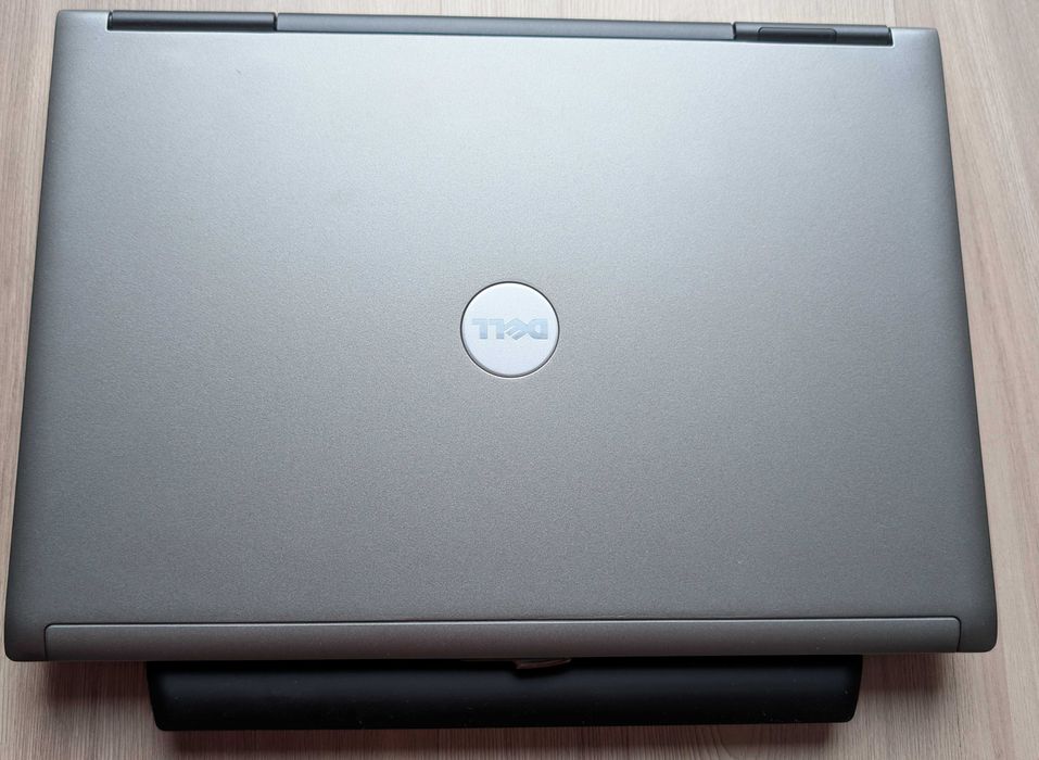 Dell Latitude D630 | RS232 | T9500 | 960GB SSD | 4GB | Nowa Bateria