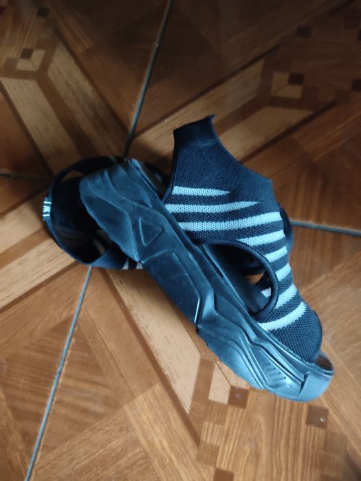 Летняя легкая обувь, очень удобная