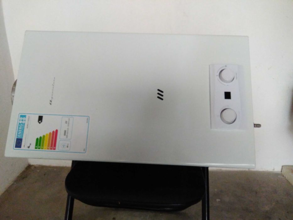 Esquentador a gas para aquecer agua - 200 Euros