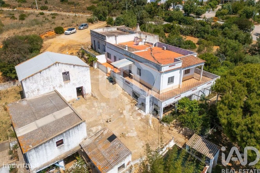 Casa / Villa T4 em Olhão de 98,00 m2