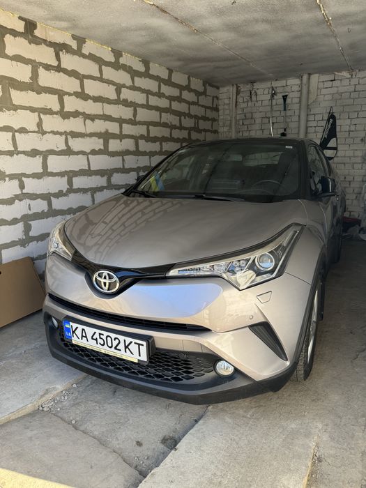Toyota CH-R (1.2, AWD) 2016