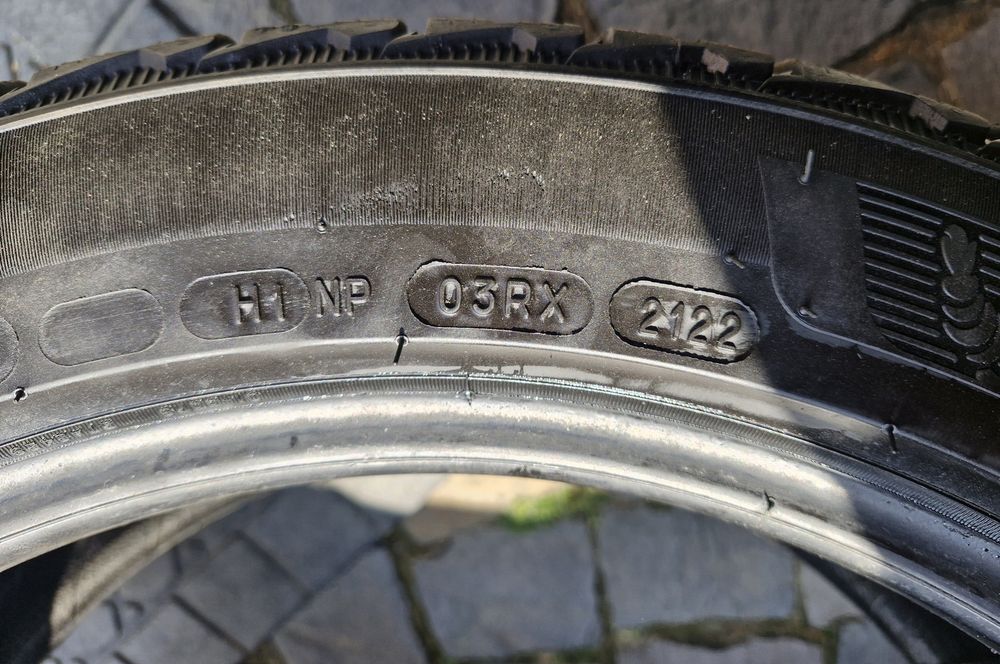 Michelin Pilot Alpin 5 235/50/R18