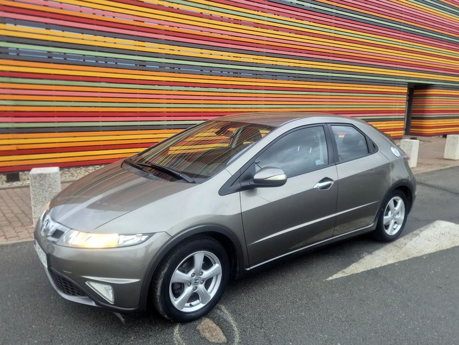 Honda Civic Pierwszy właściciel salon Polska 2kpl. kół stan idealny