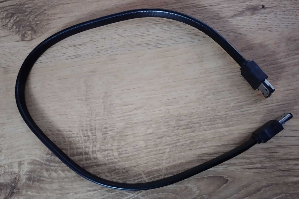 Kabel adapter eSATA - eSATA (Crimpin SATA)