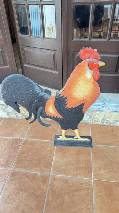 Galo decorativo em ferro