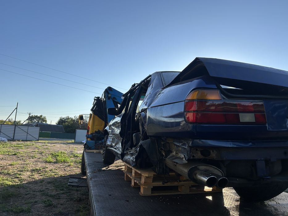 Прожам bmw  е32 М52Б28ТУ на запчастини або відновелння