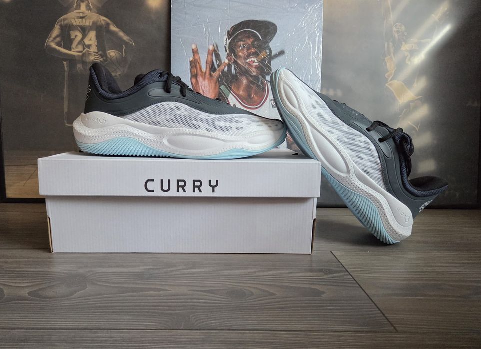 Under Armour Curry Splash 25 roz. 45