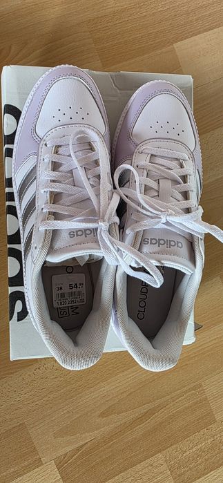 Продам нові кеди  кросівки  оригінал adidas 37-37.5