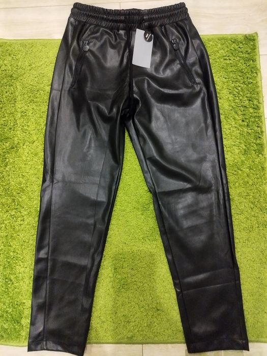 Spodnie eko skórka megi