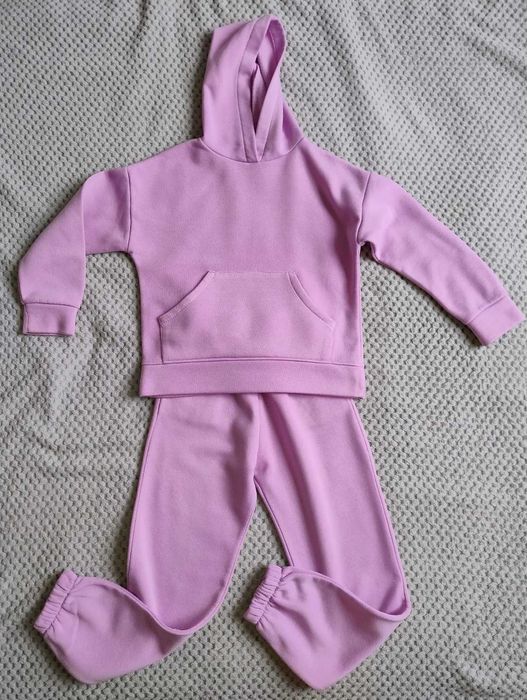Komplet dresowy dla dziewczynki