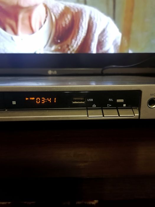 DVD Samsung K362B CD-DVD-MP-4 Karaoke