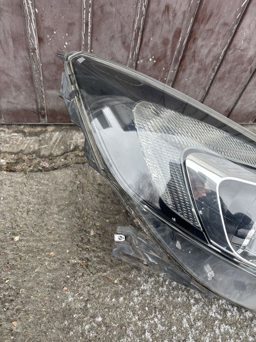 Zafira C lampa lampy reflektory Xenon Xenony Bixenon  lewa prawa kompl