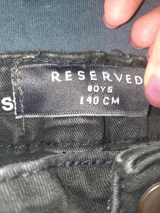 Spodnie reserved r 140