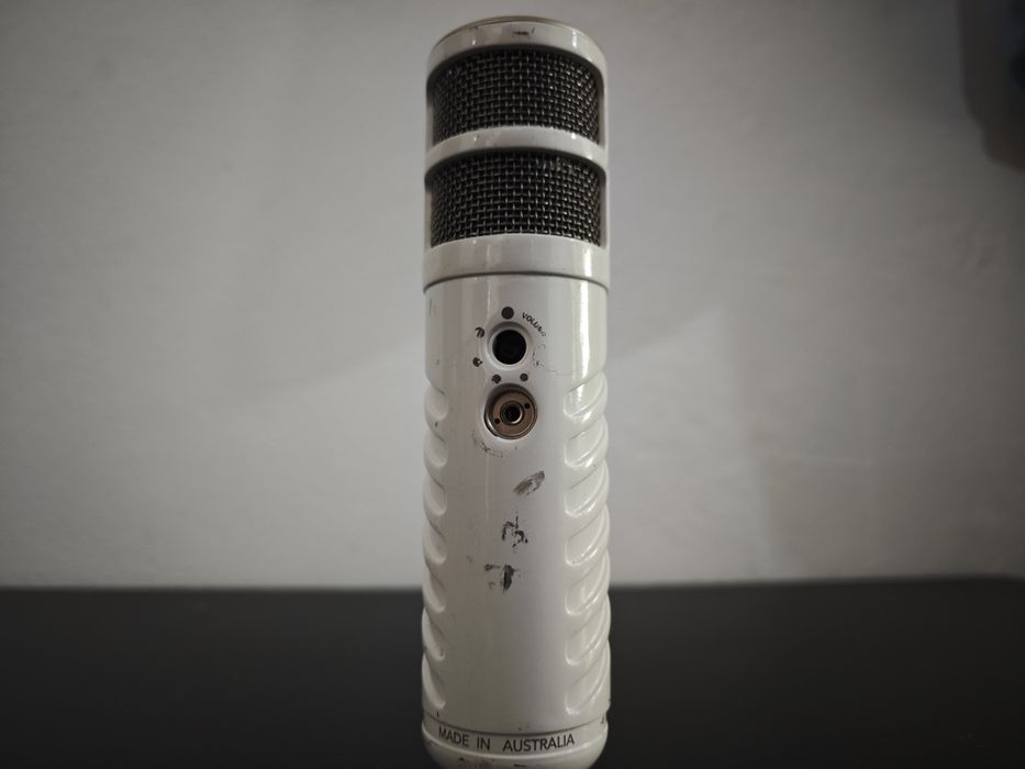 Rode Podcaster Branco