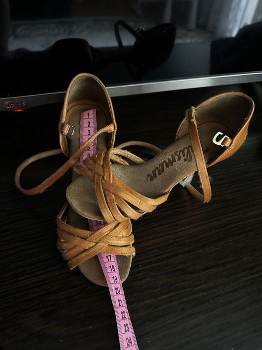 Продам туфлі, латина, фірма Talisman. 5см каблук