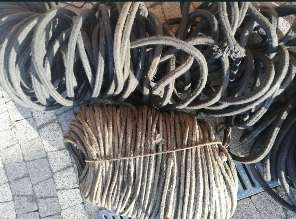 Sznur uszczelniający łojowy ok 8mm odcinek 5m