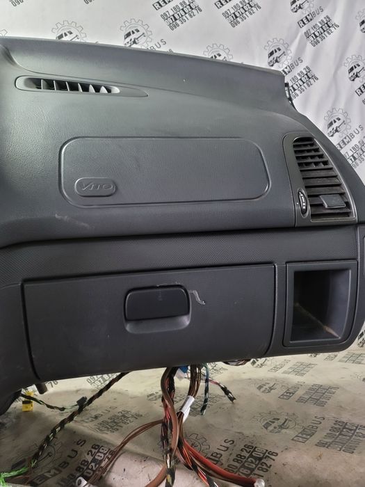 Торпеда панель MB Vito w639 чорна рестайл панель торпедо