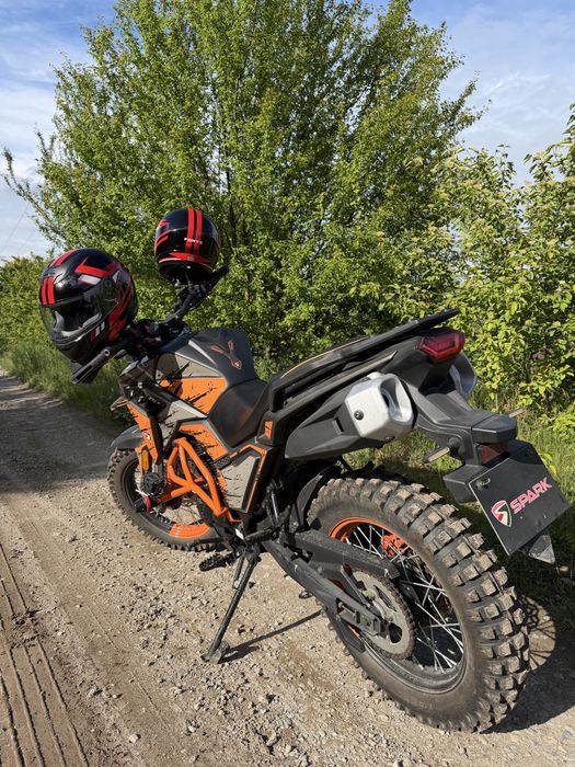 Мотоцикл 300куб. Spark enduro