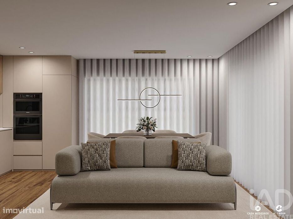 Apartamento T2 em Armação de Pêra de 81,00 m2