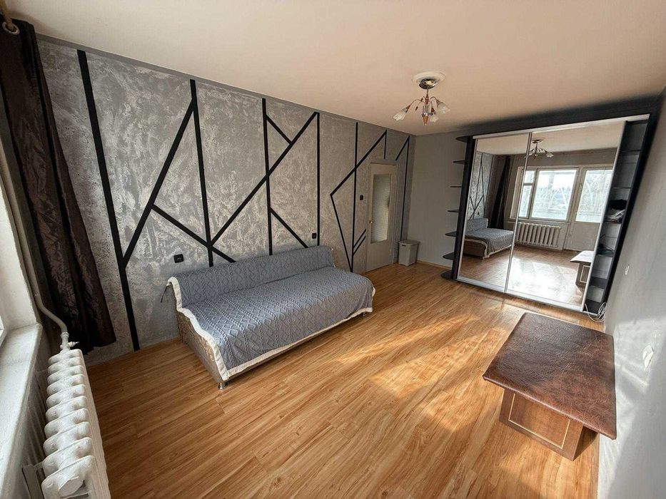 1 комн. квартира, Бреуса/ Черемушки, Евидновлення