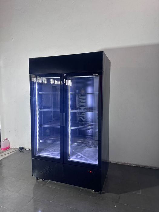 Szafa  witryna chłodnicza UĞUR  120 na bkachy GN i kosze napoje