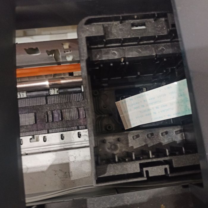 Продам принтер Epson 2700