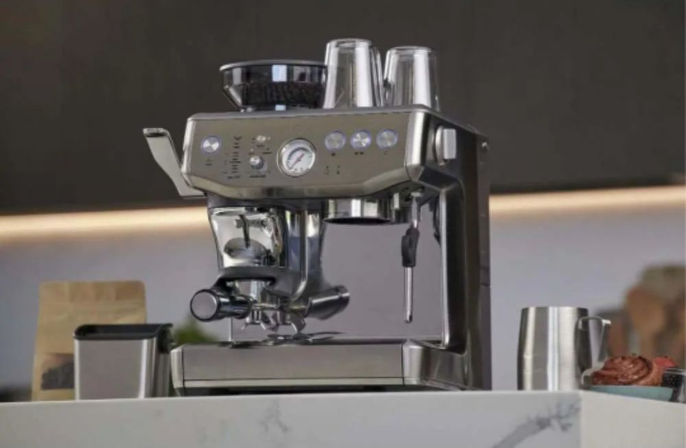 Ekspres kolbowy Sage Barista Express Impress SES876BTR