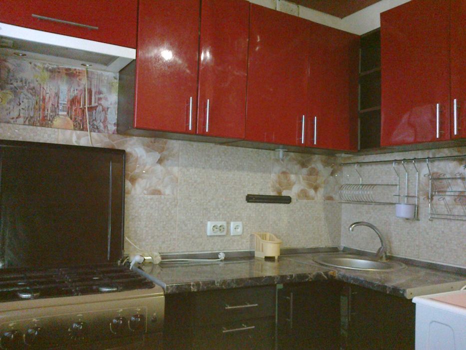 ЗДАМ красиву 2 Кім.Кв(Сучас.РЕМОНТ)Меблі,Пральна,Холодильк)Світло 24-7