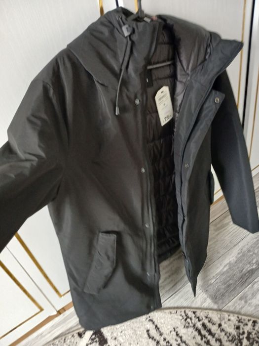 Курточка чоловіча