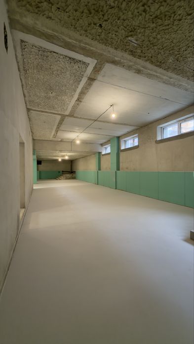 Оренда 250 м² в Центрі