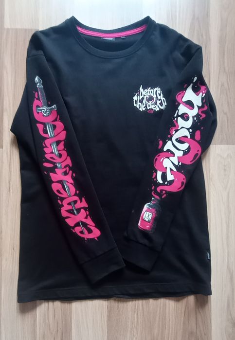 Czarna bluza bez kaptura