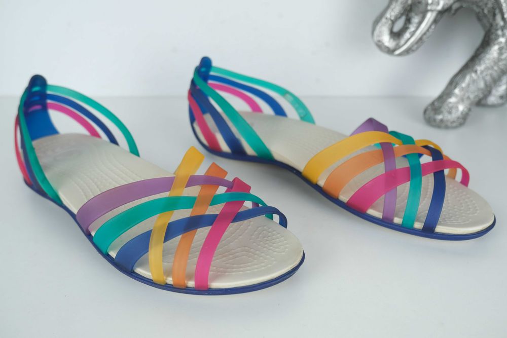 Crocs   kolorowe sandałki r W8