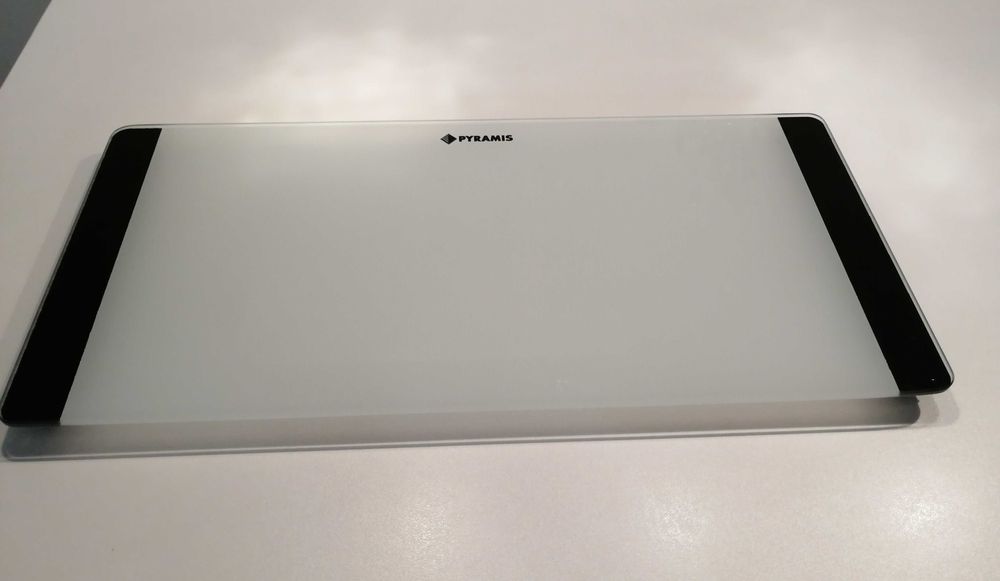 Deska szklana do zlewów Pyramis