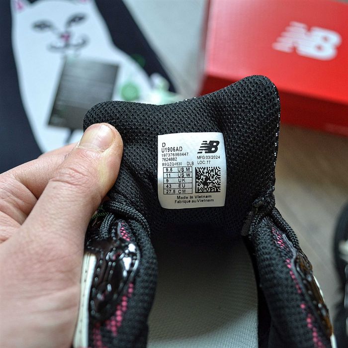 Чоловічі кросівки New Balance 1906A Protection Pack Black Dragon Berry