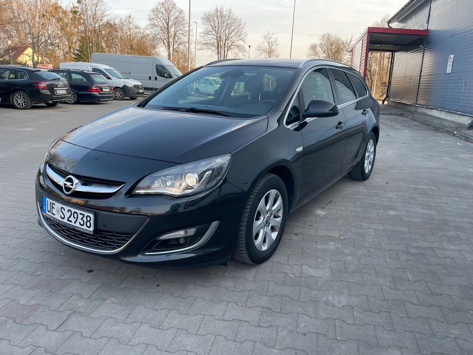 Opel Astra 1.6 Diesel , 2016 rok , LED , bi xenon, kamera cofania , nawigacja